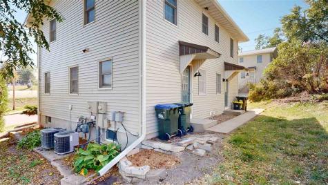 825 Emerald Street Iowa City IA 52246