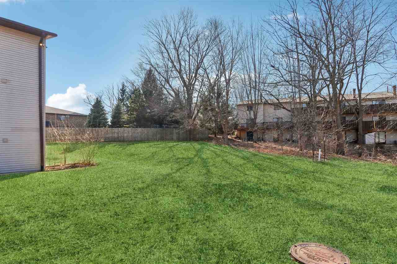 2432 Petsel Place Iowa City IA 52246