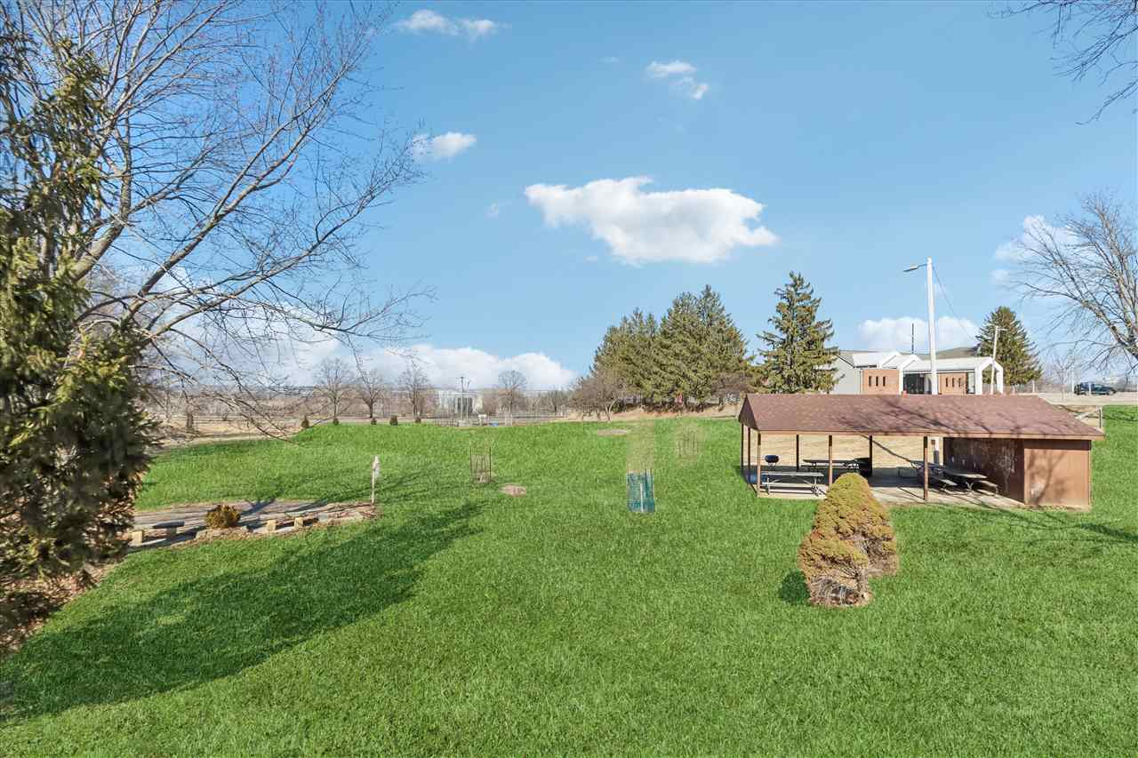 2432 Petsel Place Iowa City IA 52246