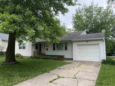 1707 Wilson Iowa City IA 52240