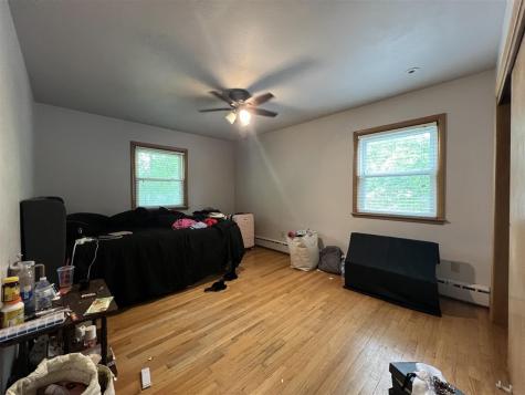 1707 Wilson Iowa City IA 52240