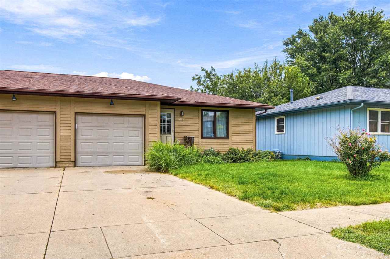 1838 & 1840 Hollywood Court Iowa City IA 52240
