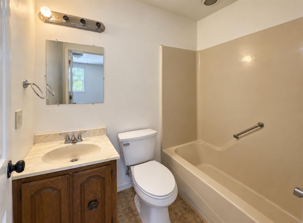 602 W Broadway Avenue Fairfield IA 52556