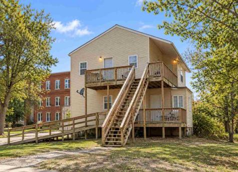 602 W Broadway Avenue Fairfield IA 52556
