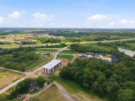 4425 Deer Creek Road Iowa City IA 52246