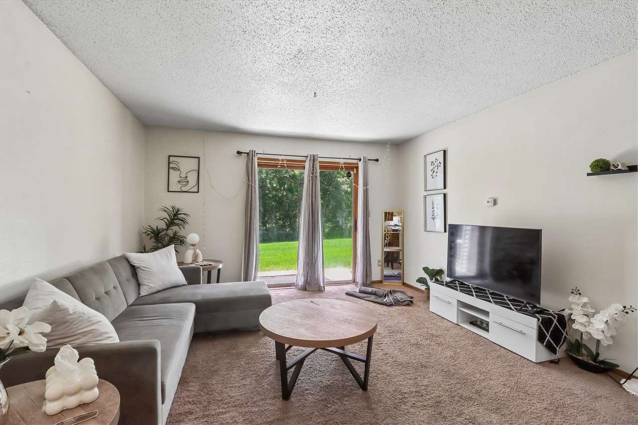 2613 Westwinds Drive Iowa City IA 52246