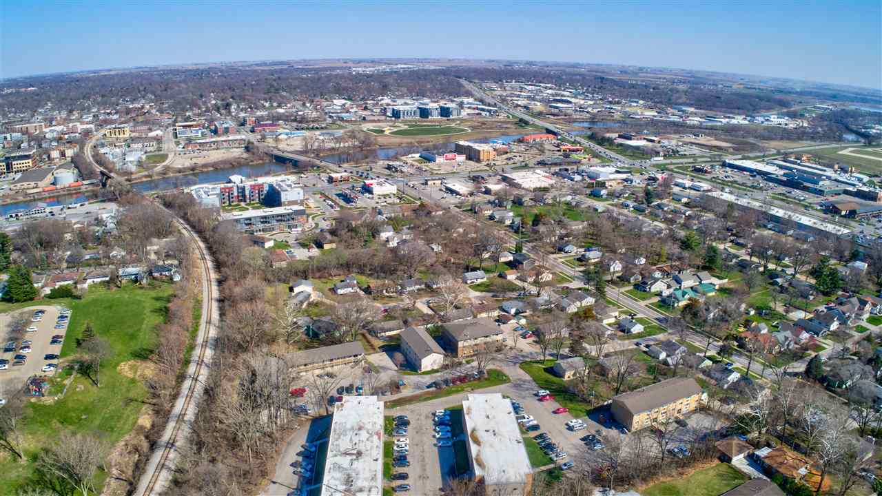 732,736,740 Michael Street Iowa City IA 52246