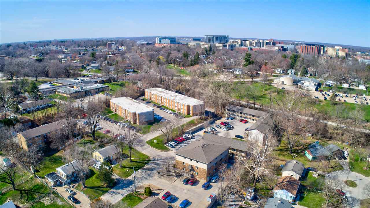 732,736,740 Michael Street Iowa City IA 52246