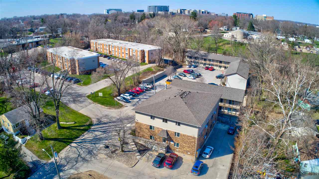 732,736,740 Michael Street Iowa City IA 52246