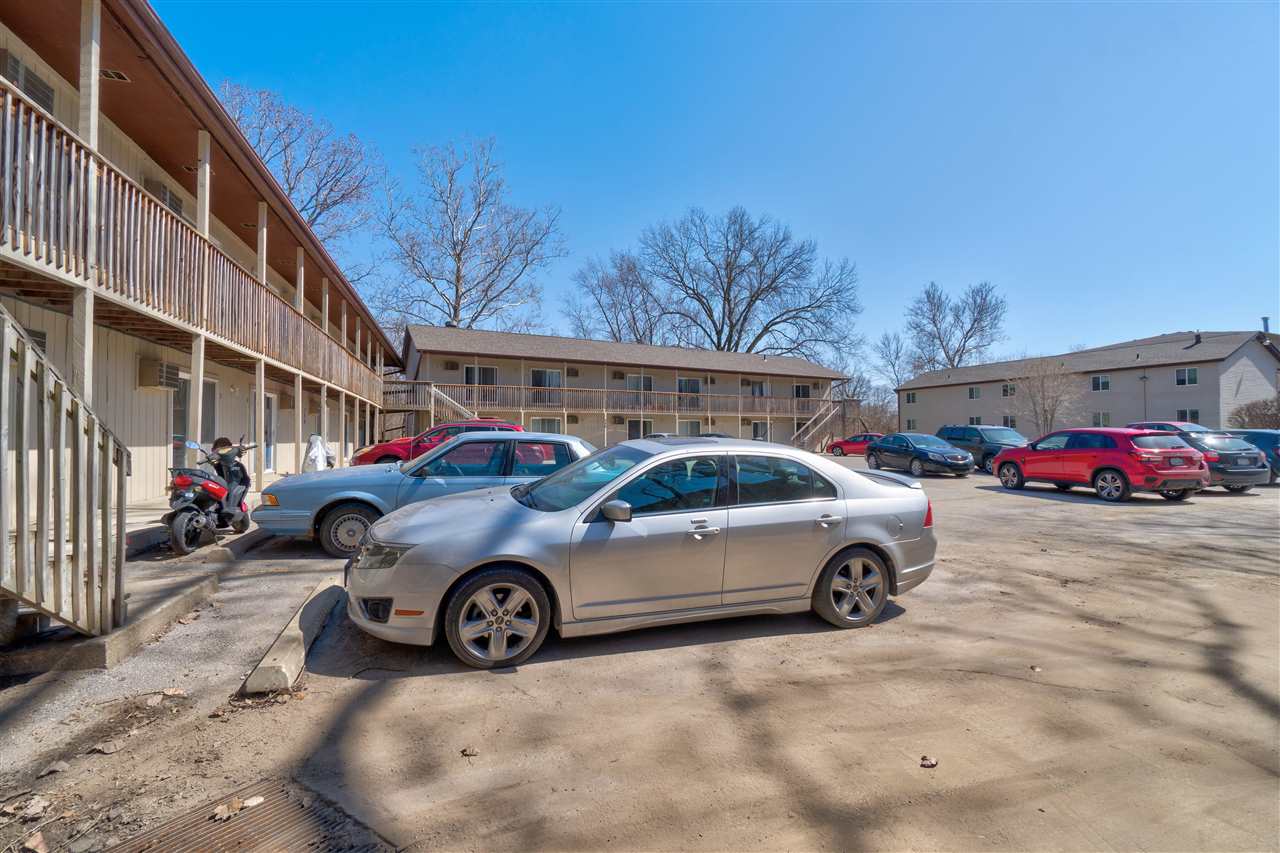 732,736,740 Michael Street Iowa City IA 52246