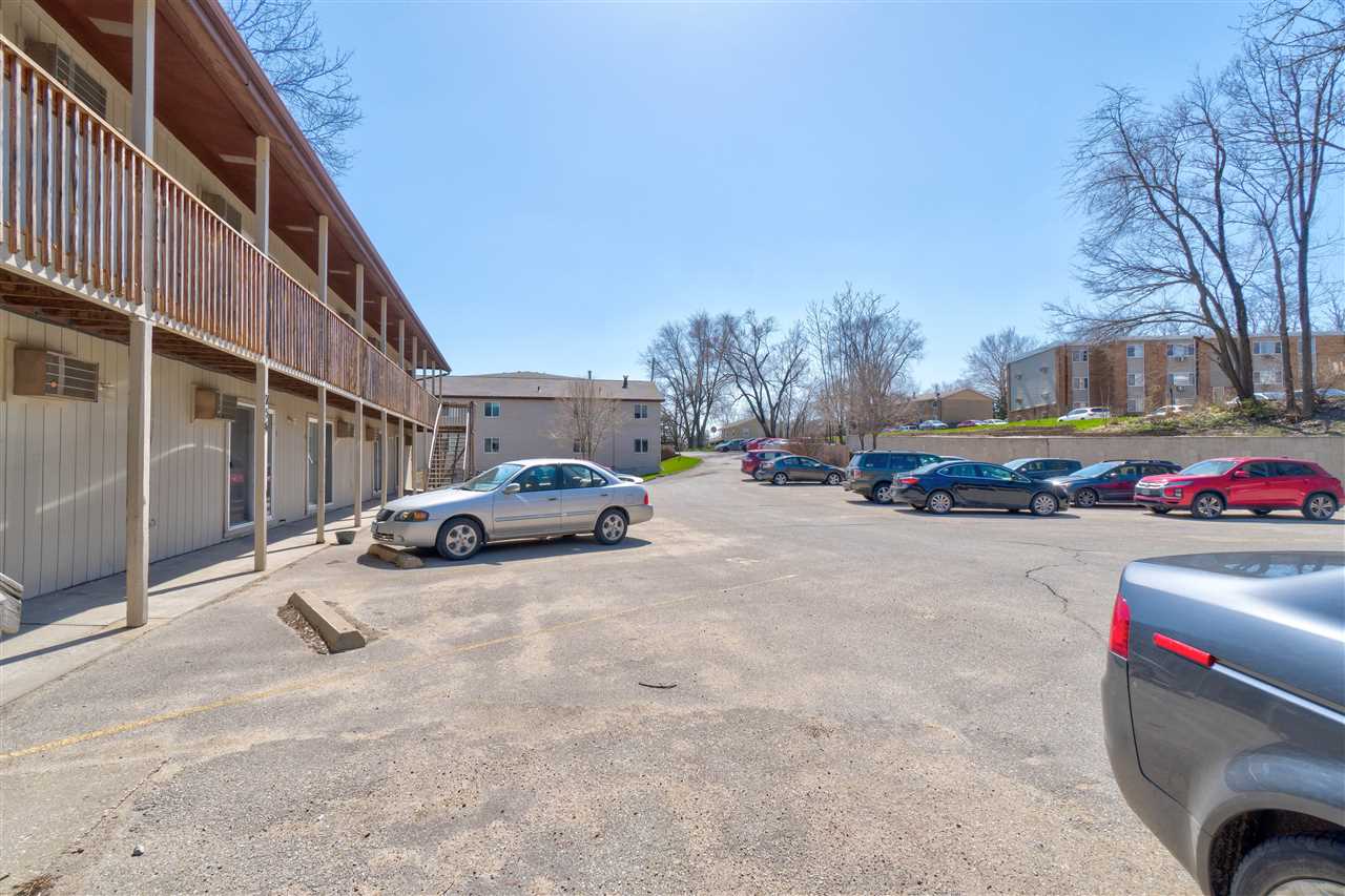 732,736,740 Michael Street Iowa City IA 52246