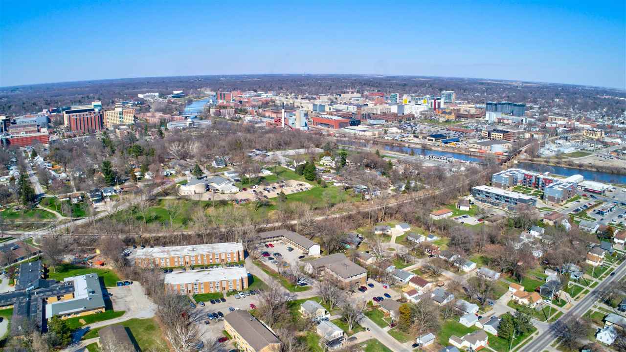 732,736,740 Michael Street Iowa City IA 52246