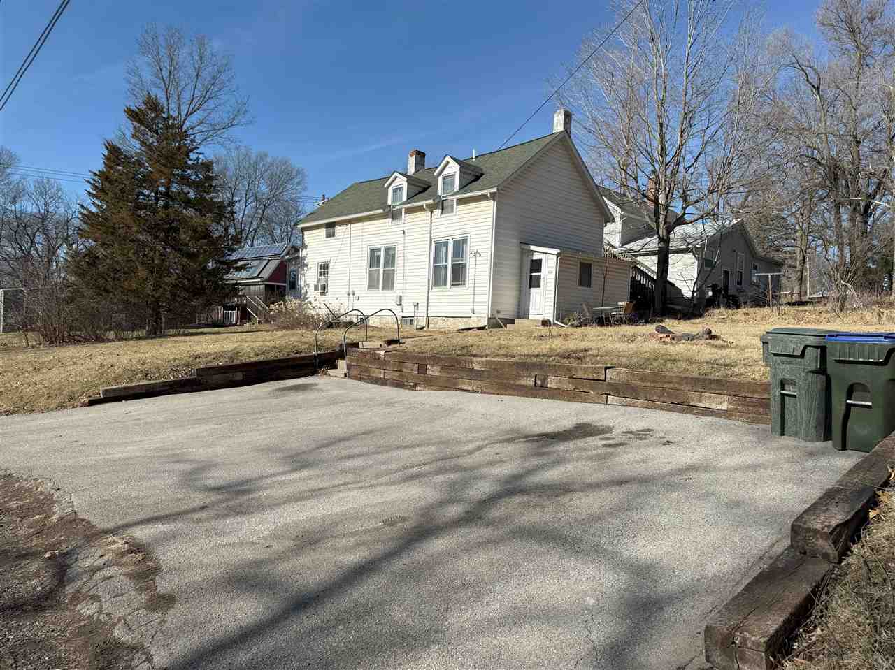 524 N Governor Street Iowa City IA 52245