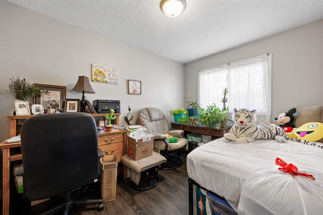 302 Maple Lane Walker IA 52352