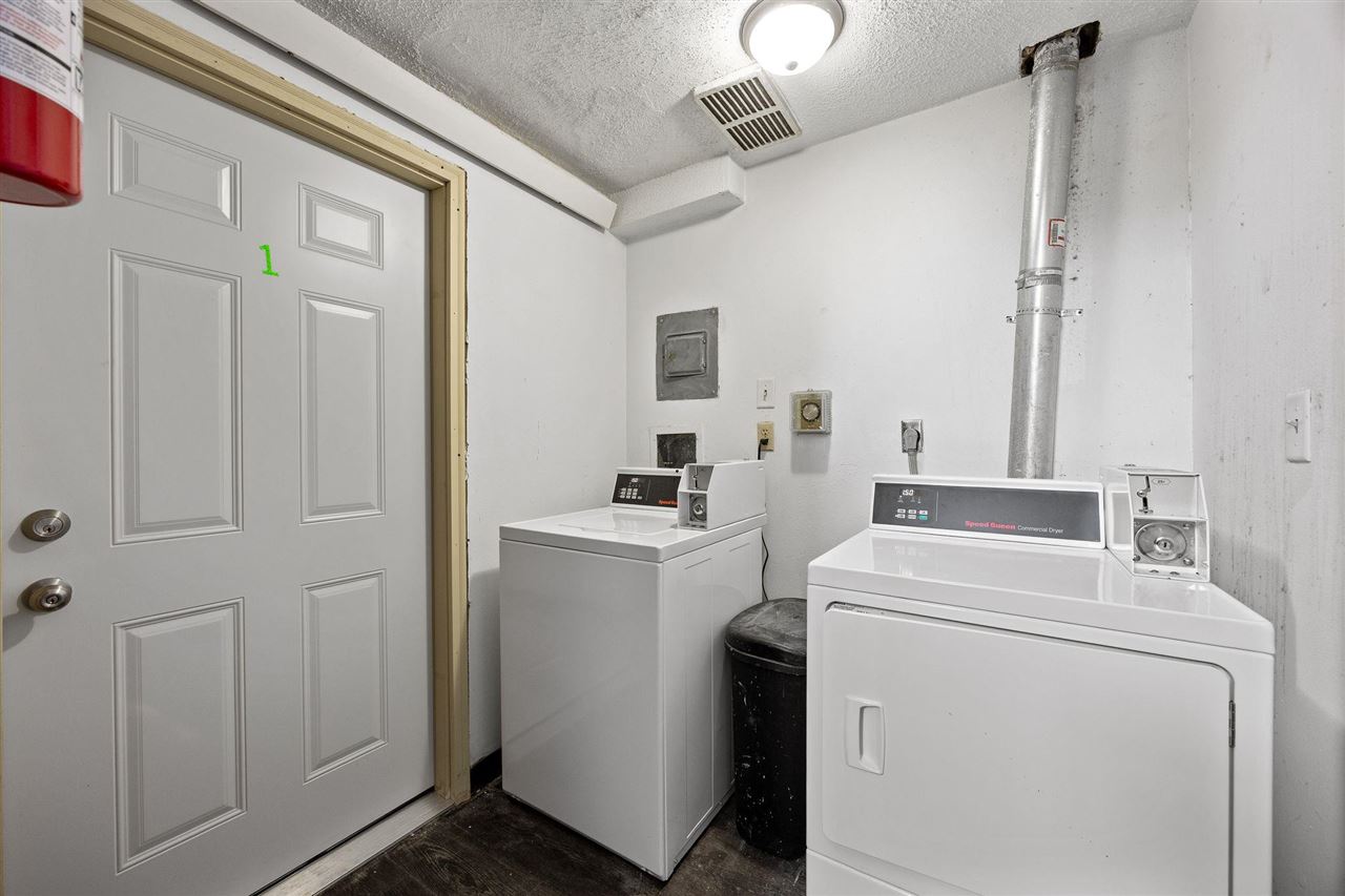 302 Maple Lane Walker IA 52352