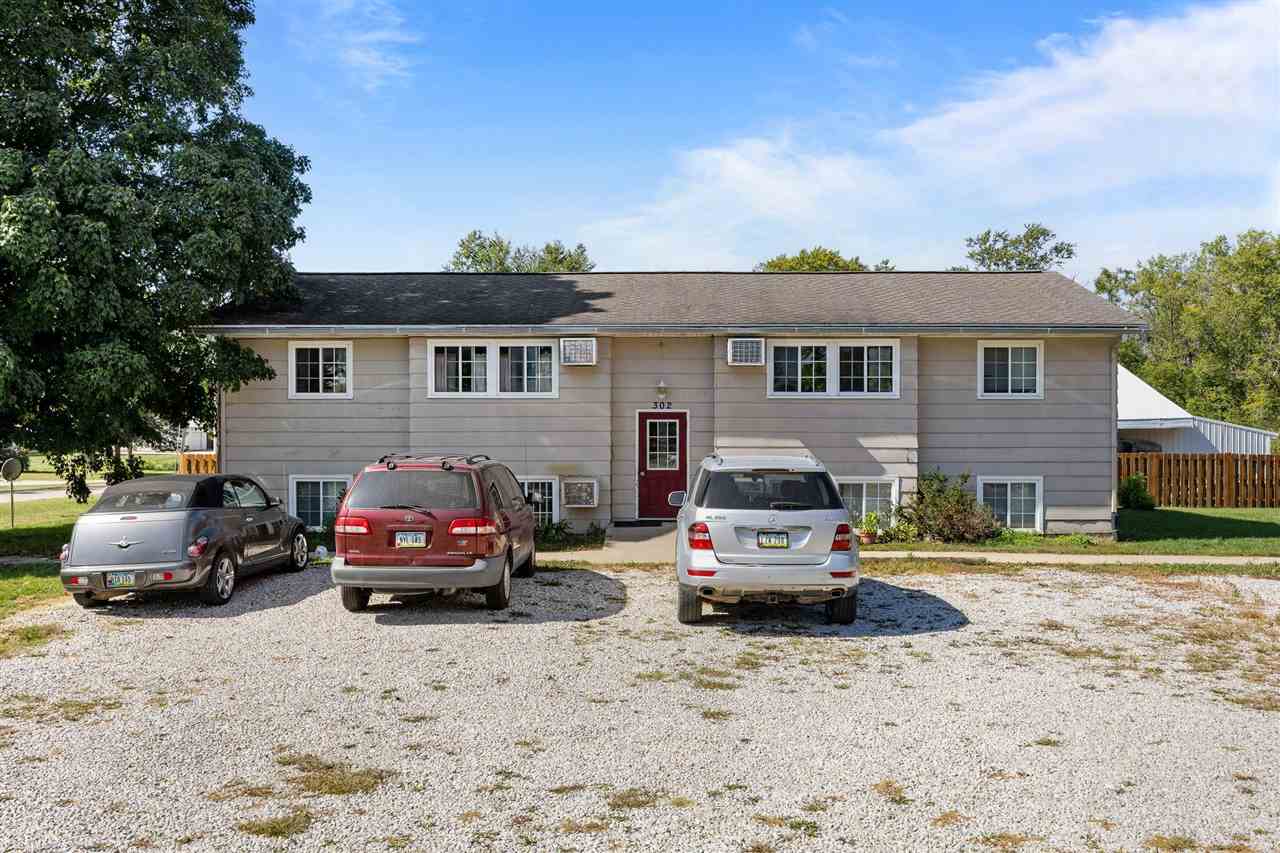 302 Maple Lane Walker IA 52352