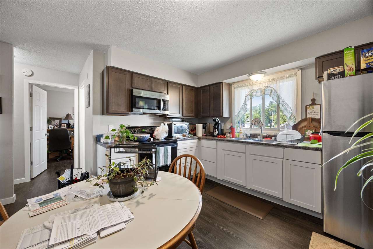302 Maple Lane Walker IA 52352