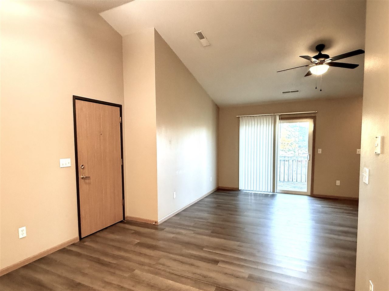 521-577 N 4th Street West Branch IA 52358