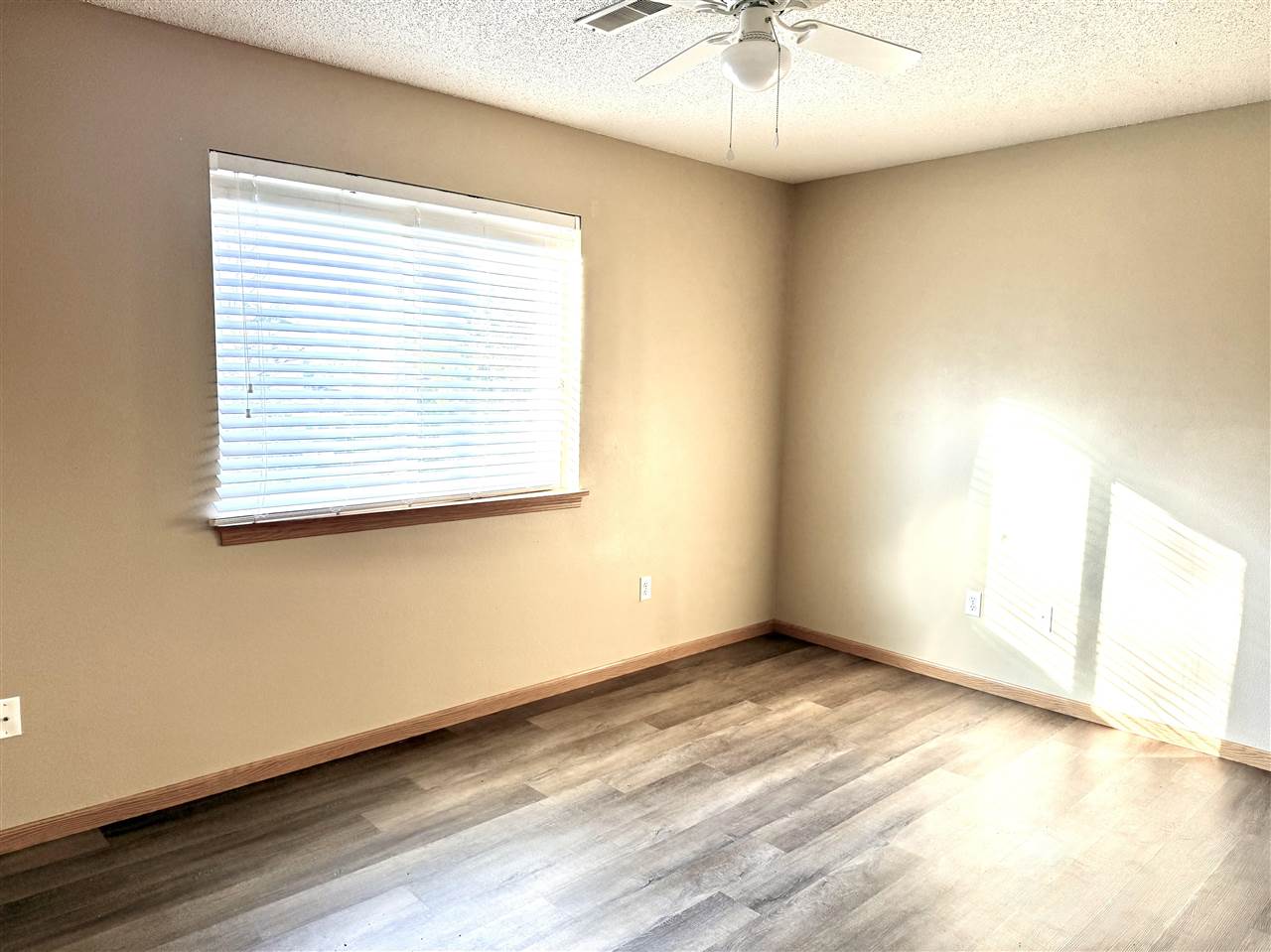 521-577 N 4th Street West Branch IA 52358