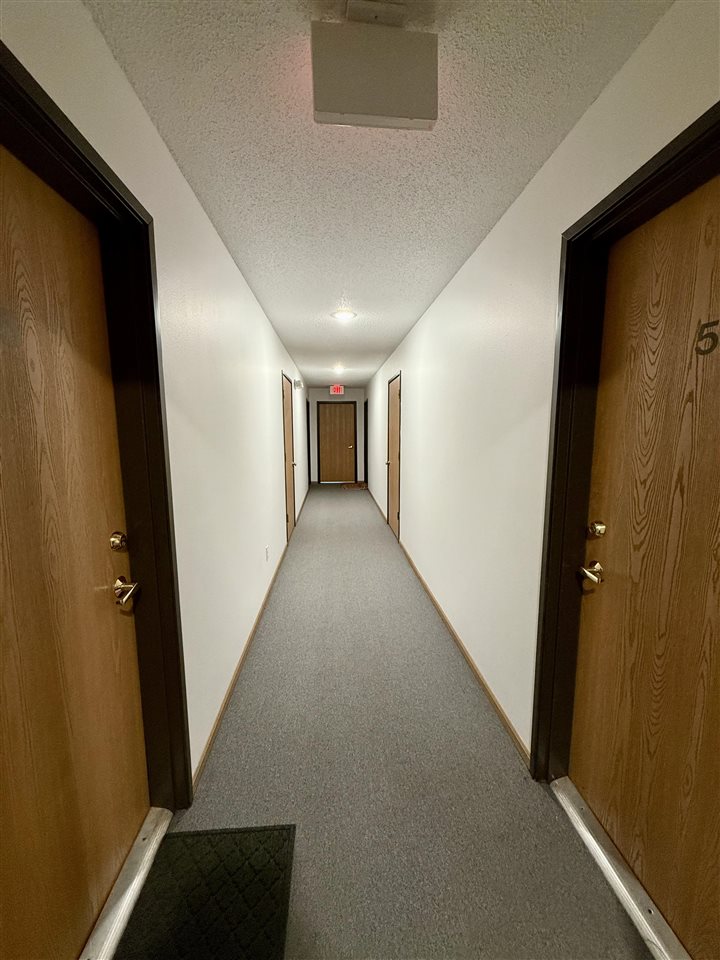 521-577 N 4th Street West Branch IA 52358