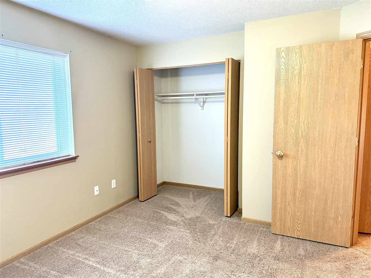 521-577 N 4th Street West Branch IA 52358