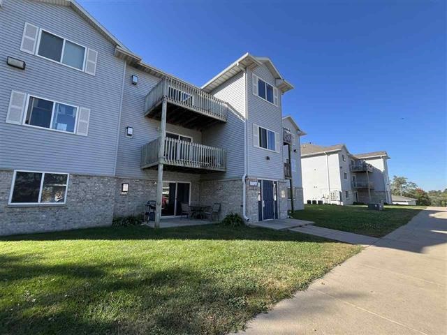 521-577 N 4th Street West Branch IA 52358