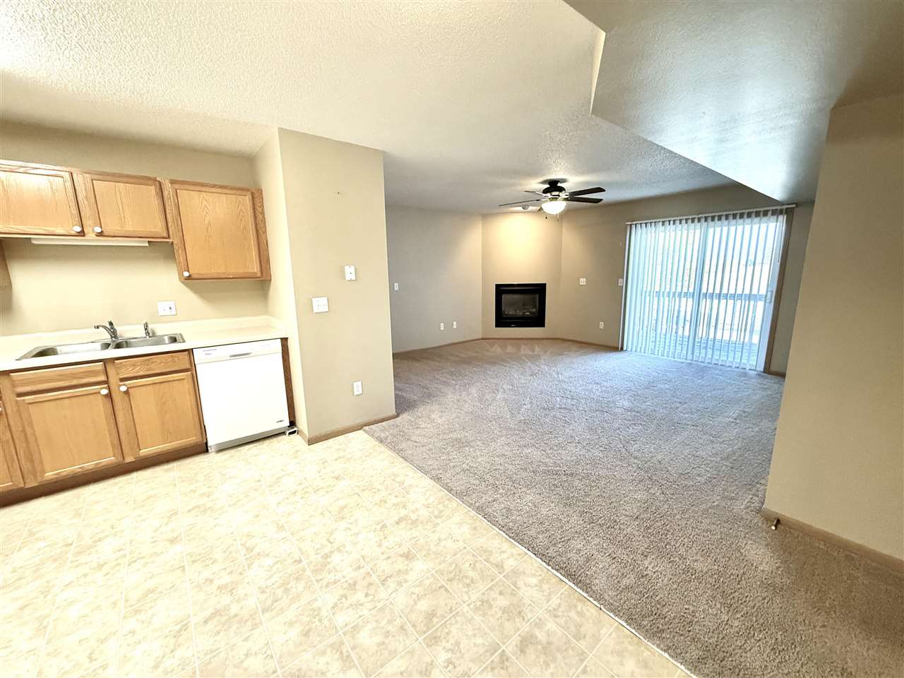 521-577 N 4th Street West Branch IA 52358