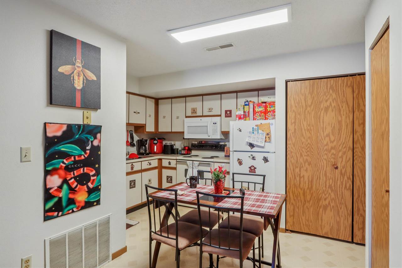 429-451 S Scott Boulevard Iowa City IA 52245