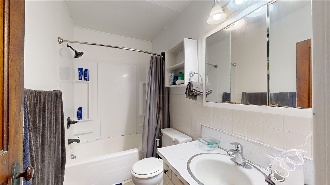 1204 E Burlington Street Iowa City IA 52240