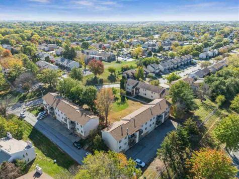 403 Westwinds Dr # 461 Iowa City IA 52246