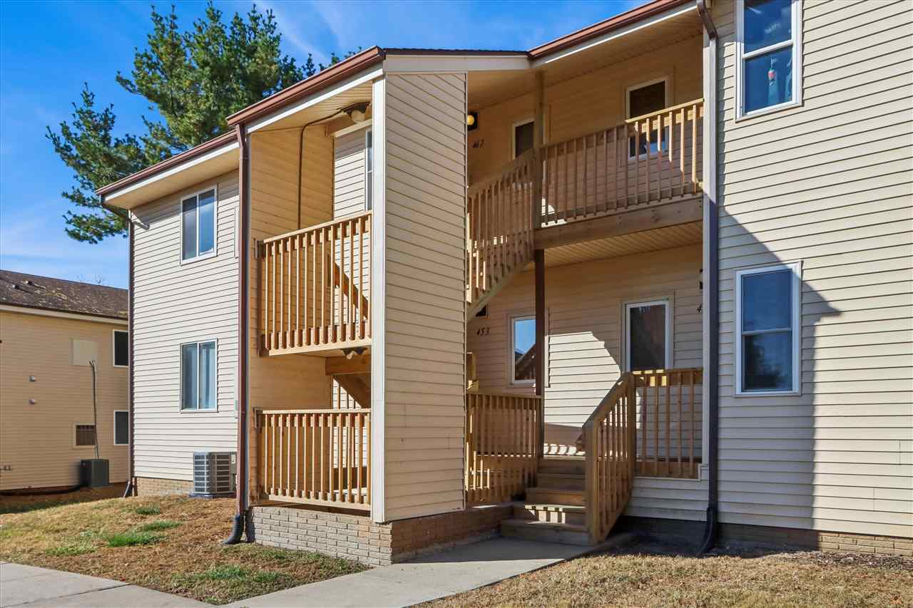 403 Westwinds Dr # 461 Iowa City IA 52246