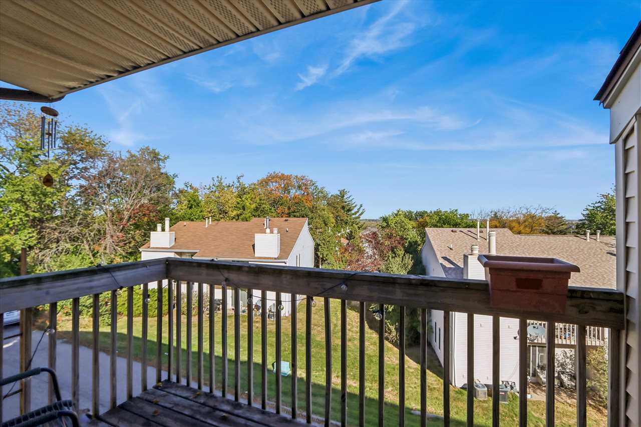 403 Westwinds Dr # 461 Iowa City IA 52246