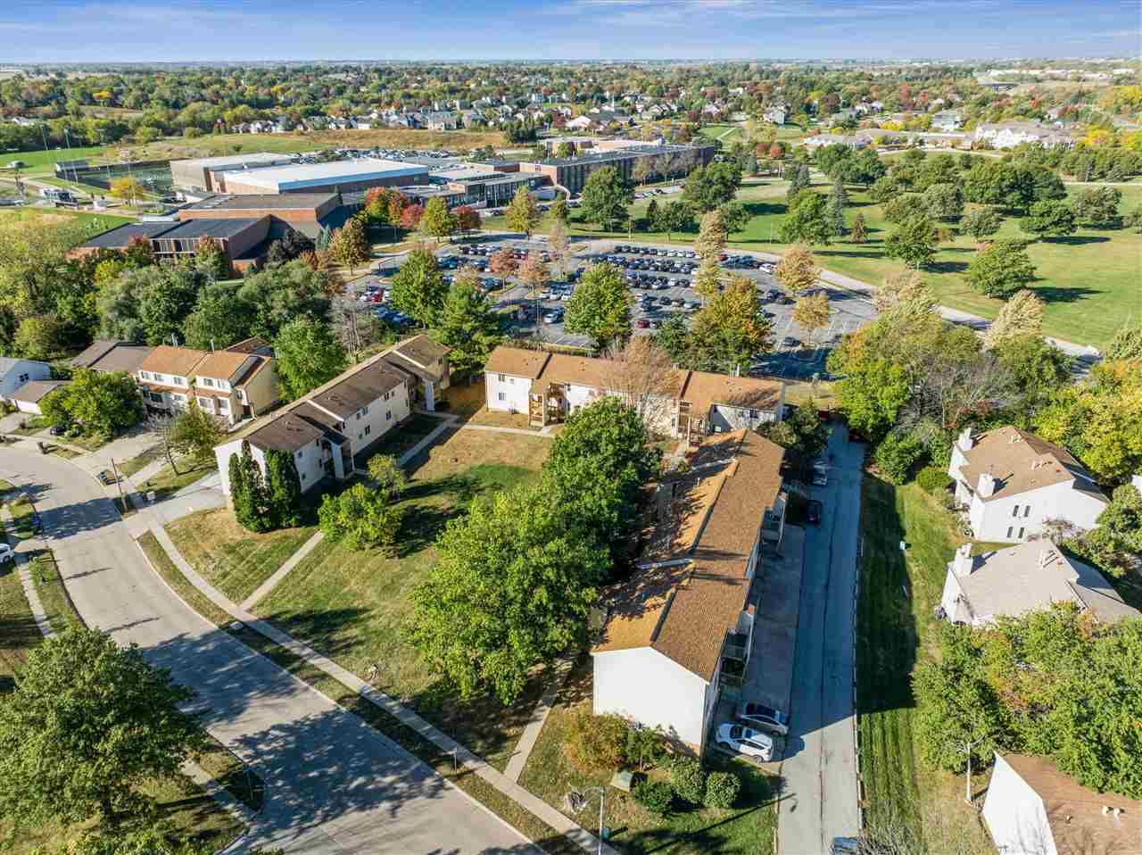 403 Westwinds Dr # 461 Iowa City IA 52246