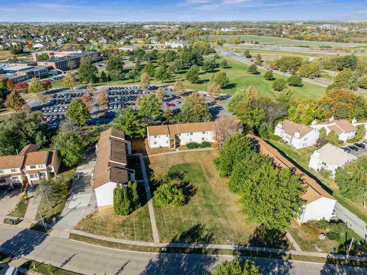 403 Westwinds Dr # 461 Iowa City IA 52246