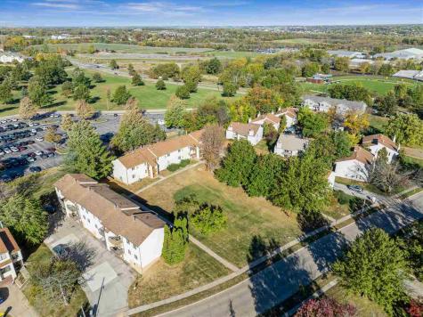 403 Westwinds Dr # 461 Iowa City IA 52246