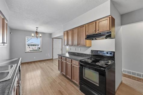 819 G Avenue NW Cedar Rapids IA 52405