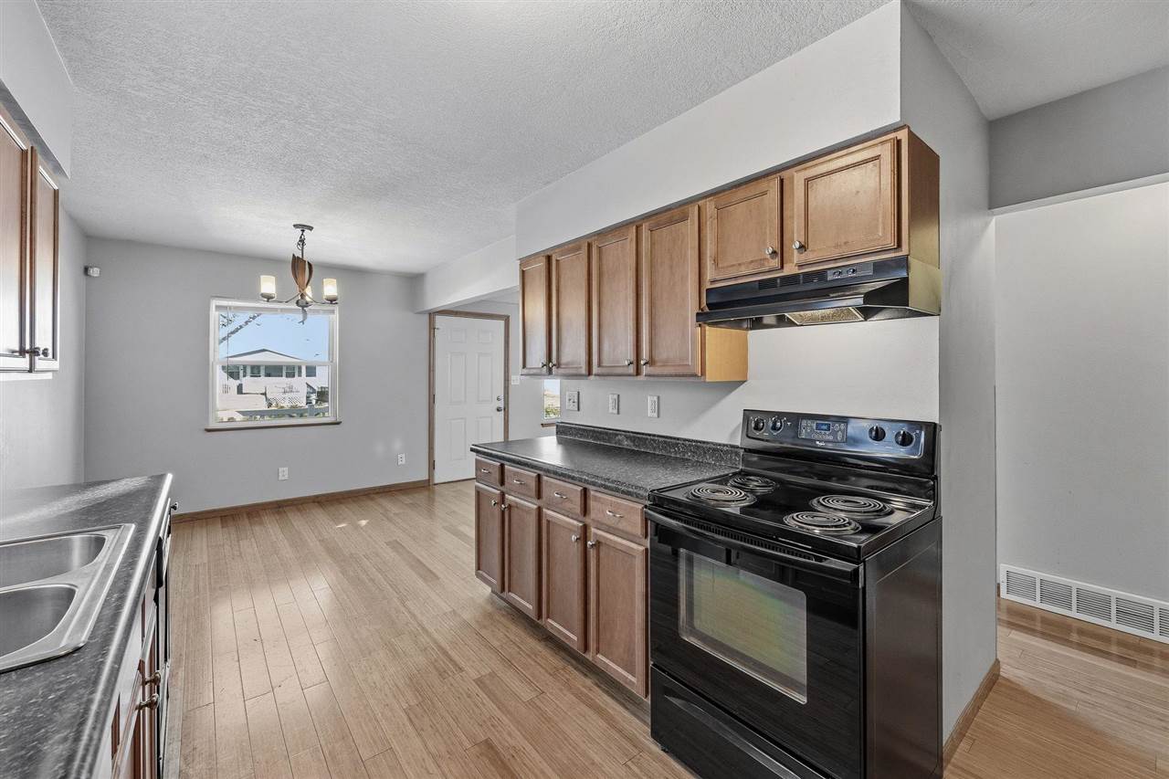 819 G Avenue NW Cedar Rapids IA 52405