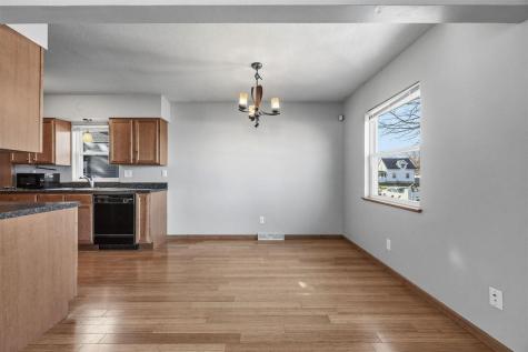 819 G Avenue NW Cedar Rapids IA 52405