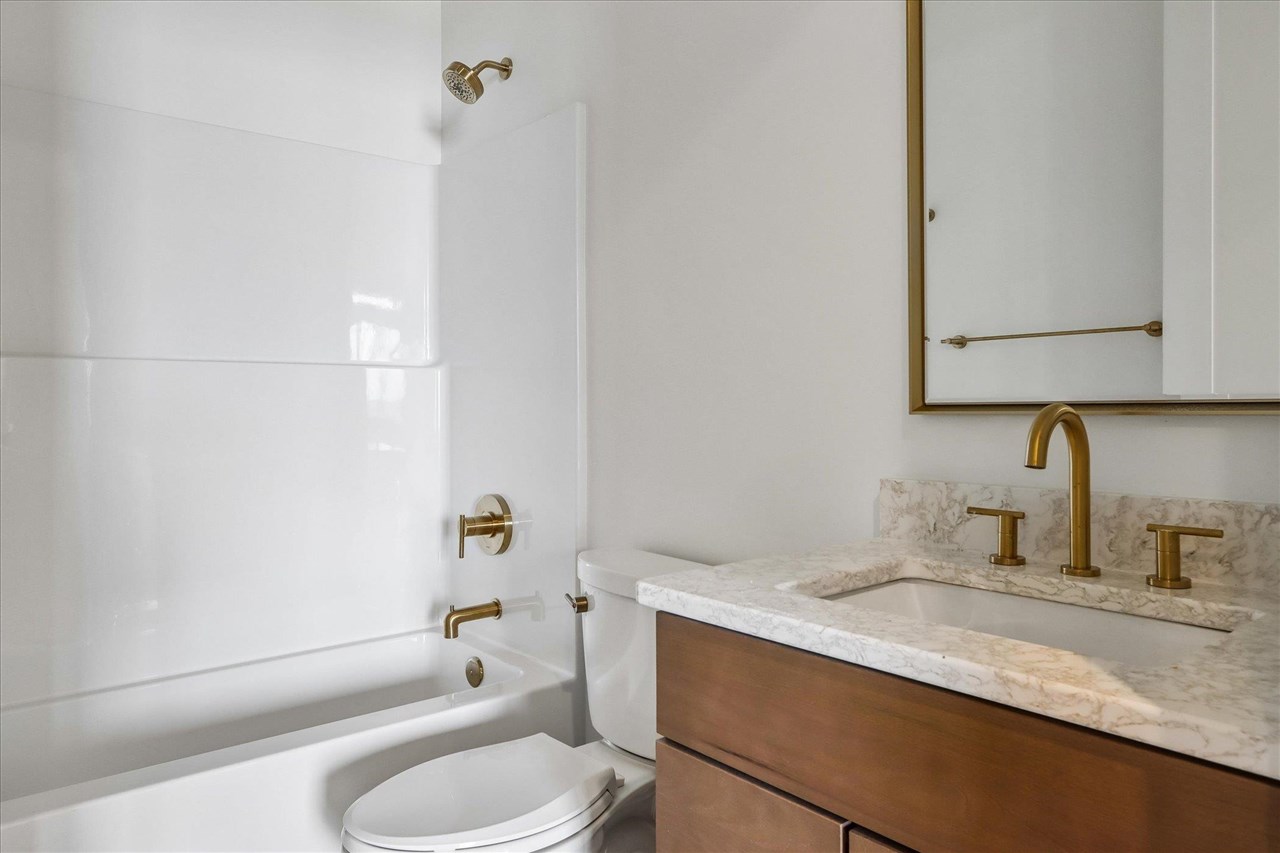 1903 Country Club Drive Coralville IA 52241