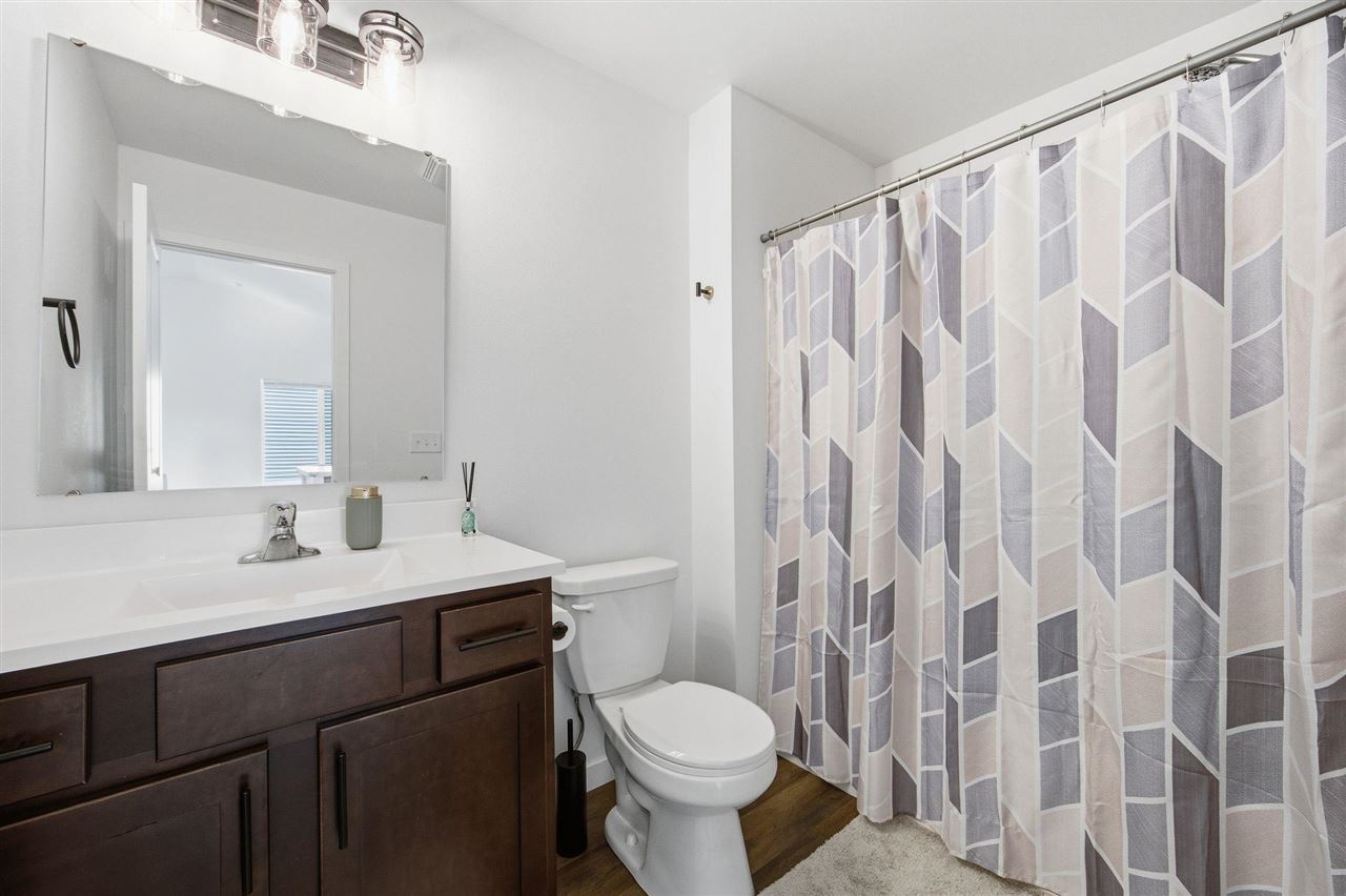 866 Nye Way Coralville IA 52241