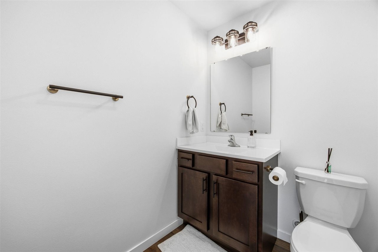 866 Nye Way Coralville IA 52241