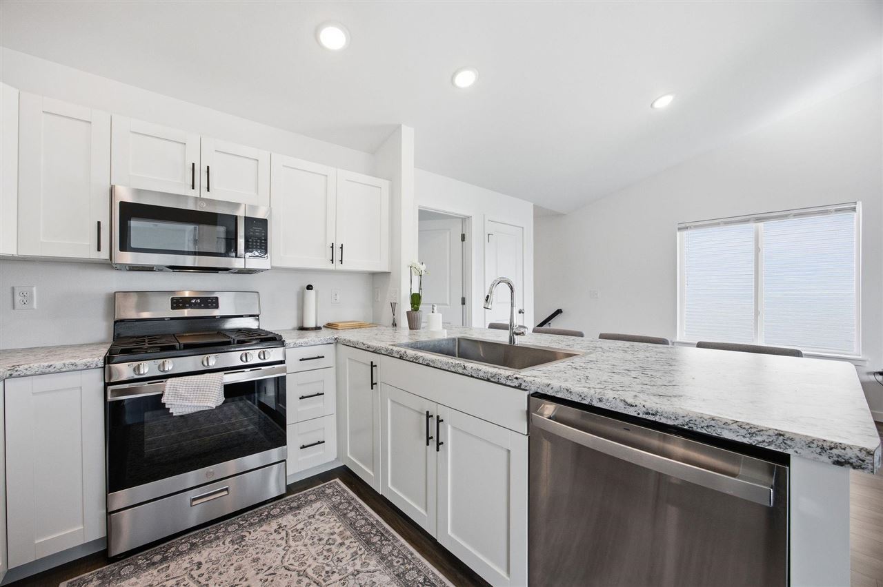 866 Nye Way Coralville IA 52241
