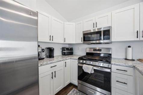 866 Nye Way Coralville IA 52241