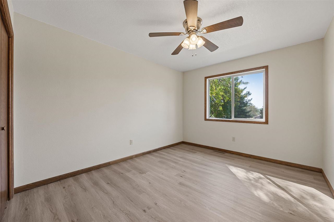 8 Wrexham Drive Iowa City IA 52246