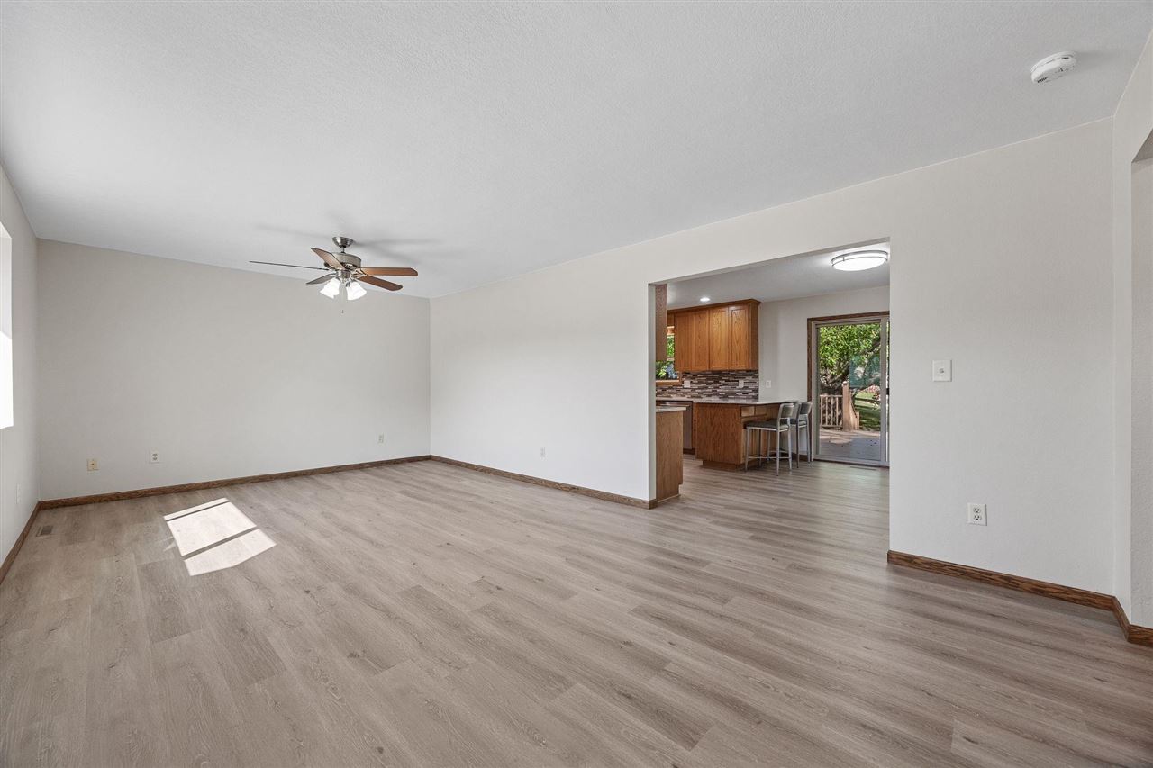 8 Wrexham Drive Iowa City IA 52246