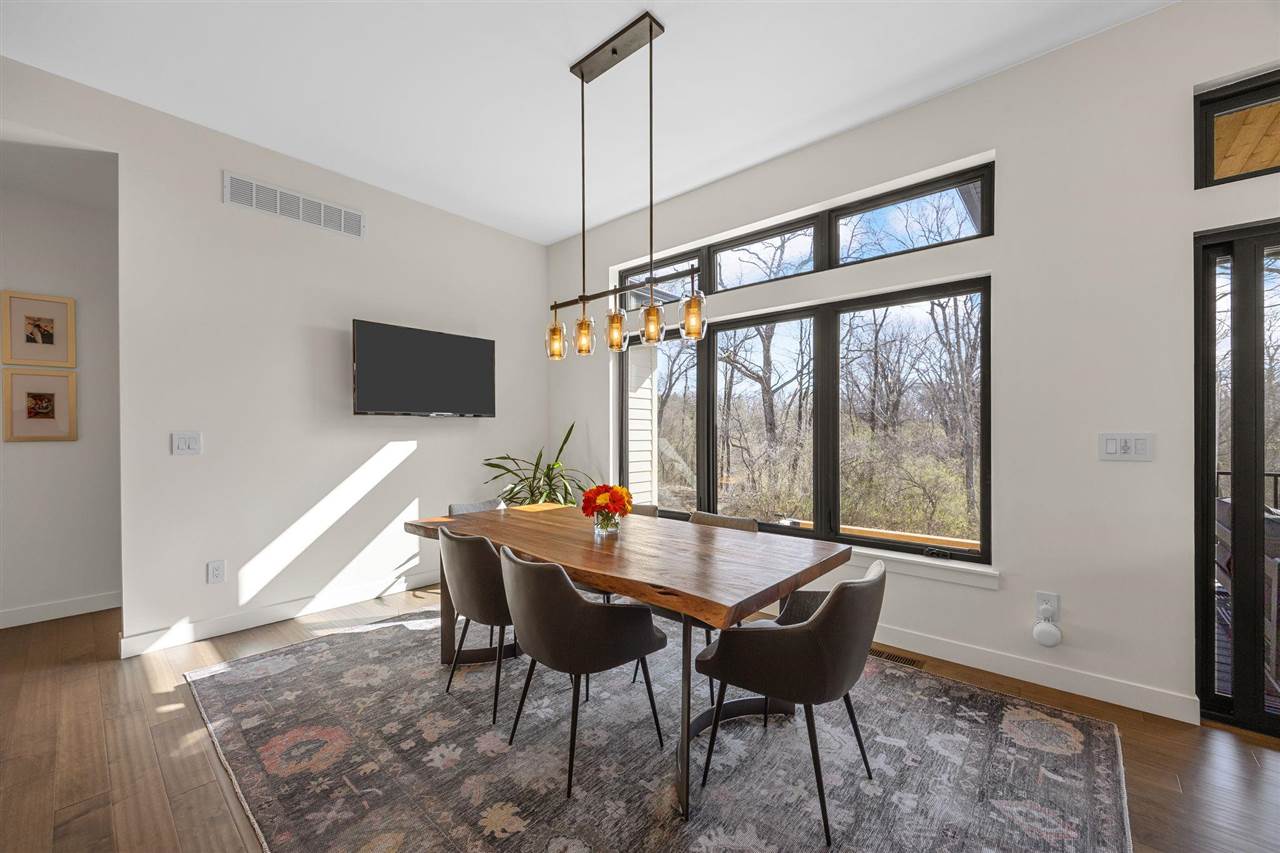 1118 Tamarack Trail Iowa City IA 52245