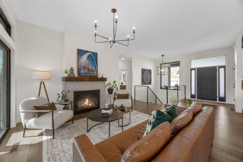 1118 Tamarack Trail Iowa City IA 52245