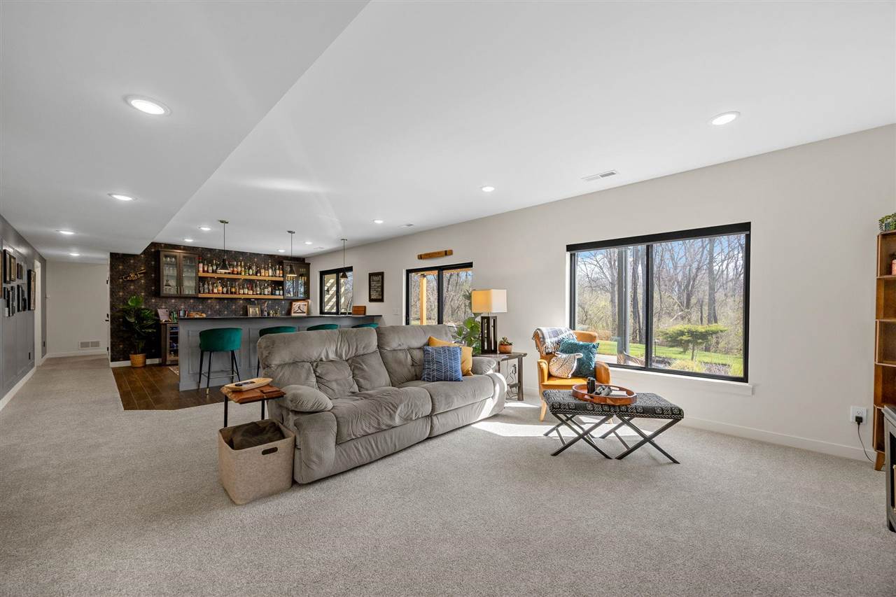 1118 Tamarack Trail Iowa City IA 52245