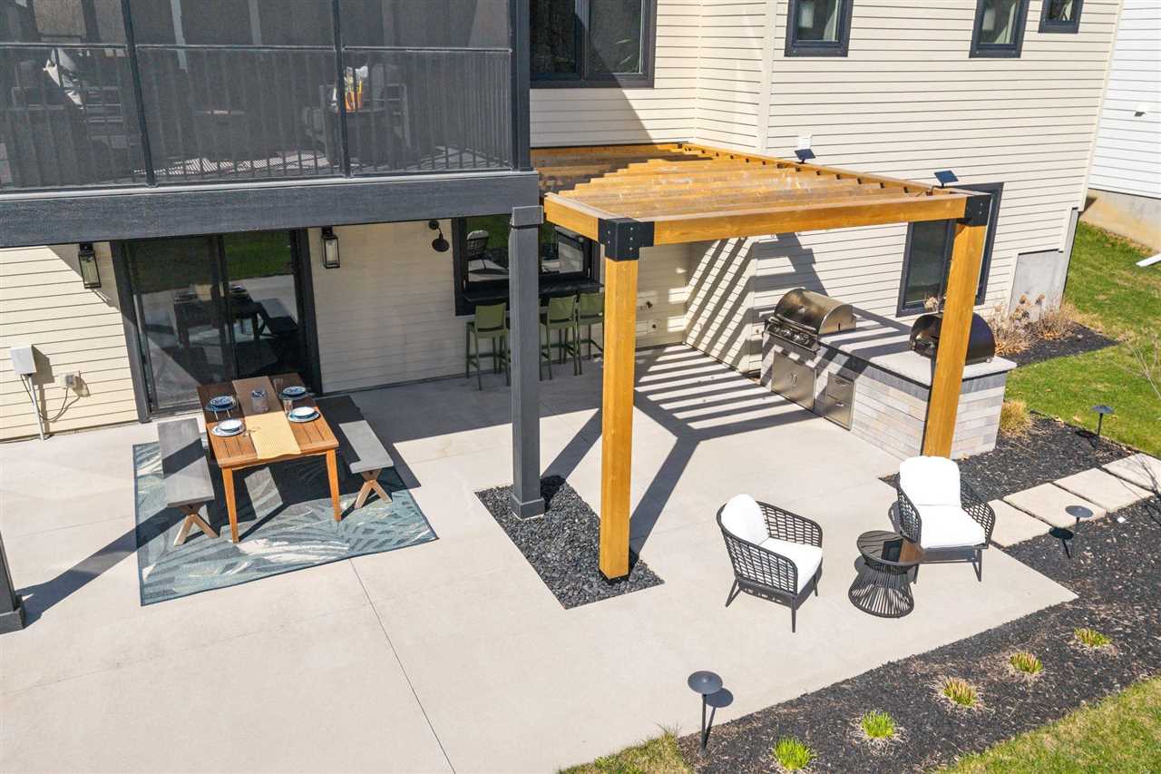 1118 Tamarack Trail Iowa City IA 52245