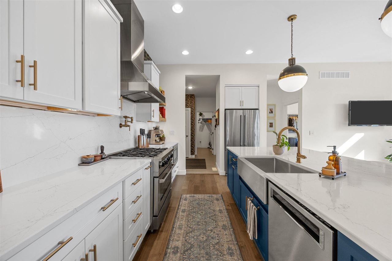 1118 Tamarack Trail Iowa City IA 52245